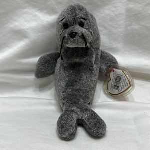 Ty beanie baby, Slippery